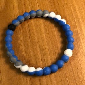 Blue, white, & gray Lokai